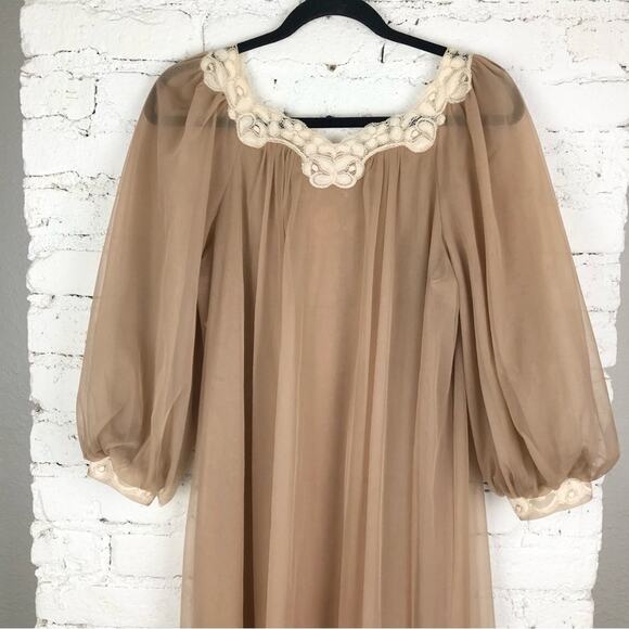 Vintage Gossard Artemis Sheer Lace Robe Slip Nighgown - Picture 5 of 10